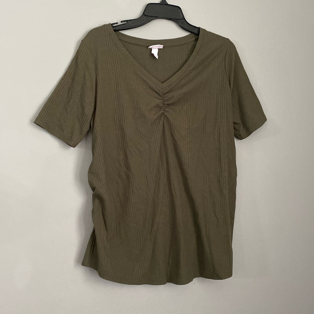 Green maternity short sleeved top